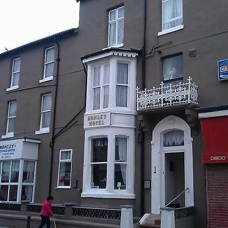 The Honley Hotel Blackpool Bagian luar foto