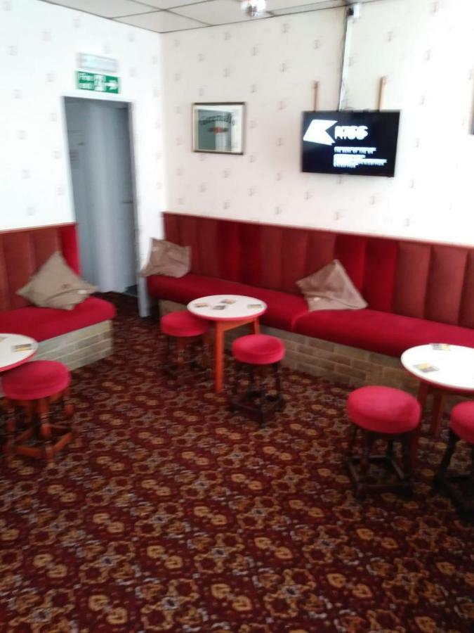 The Honley Hotel Blackpool Bagian luar foto
