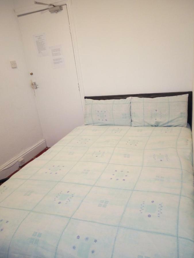 The Honley Hotel Blackpool Bagian luar foto