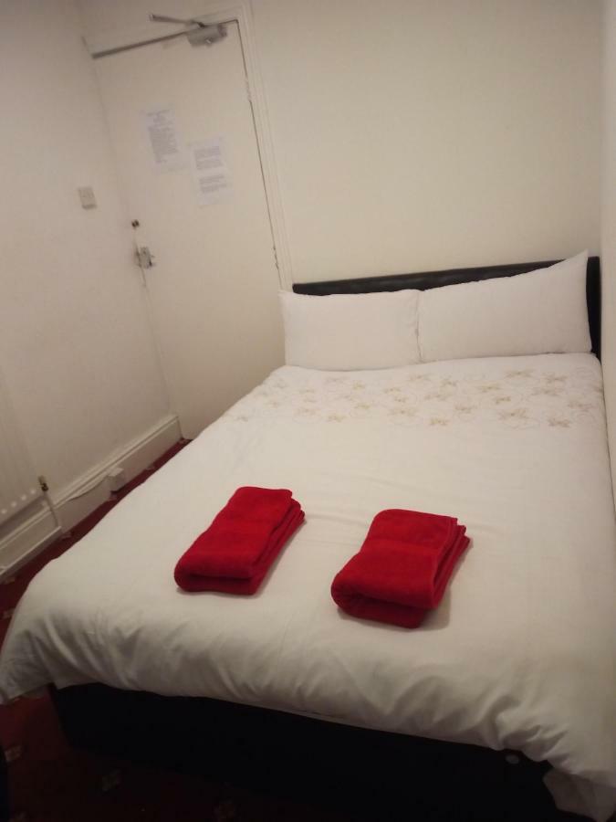 The Honley Hotel Blackpool Bagian luar foto